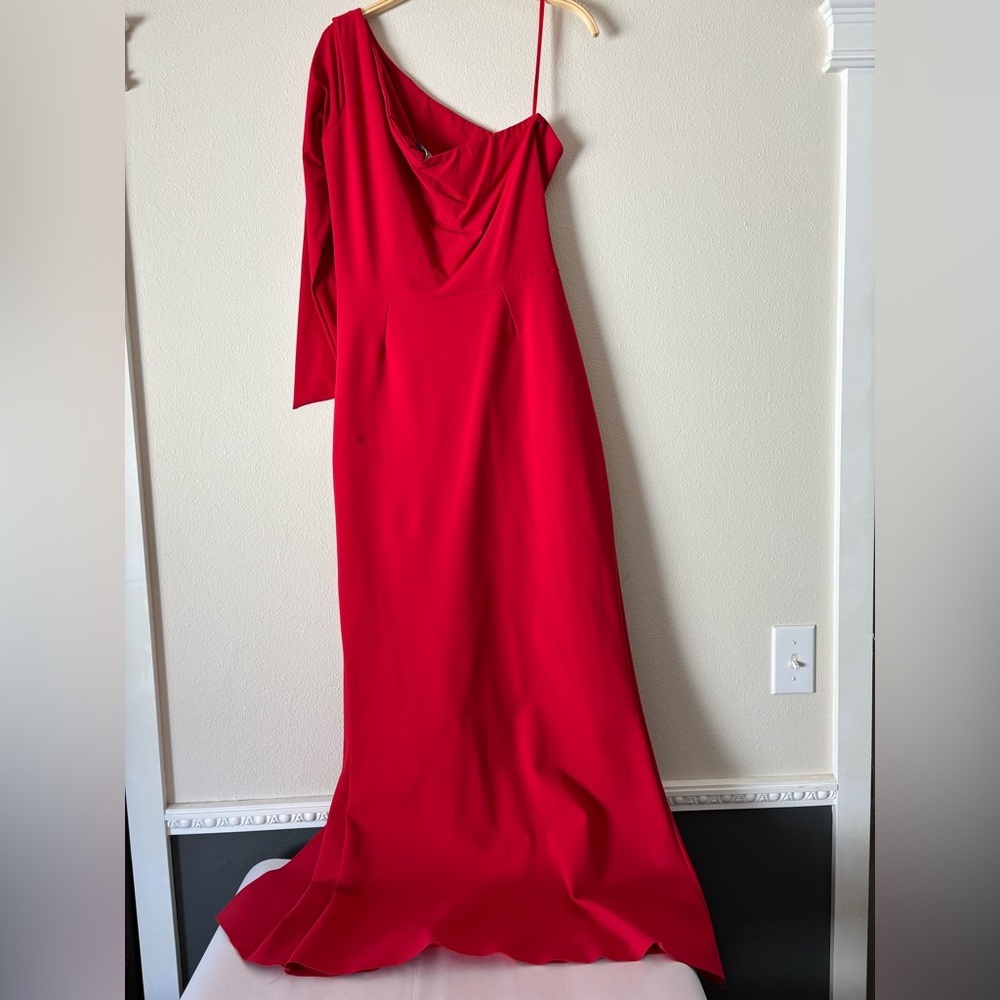 La Petite Robe di Chiara Boni Red Kimina One Shoulder Red Ruffle Gown Dress 10 - Picture 7 of 12